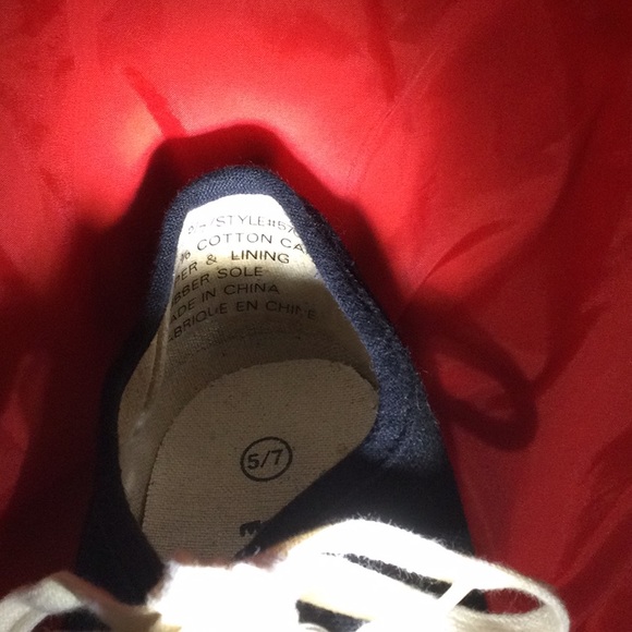 BLACK & WHITE RETRO CANVAS SNEAKERS - Picture 5 of 5